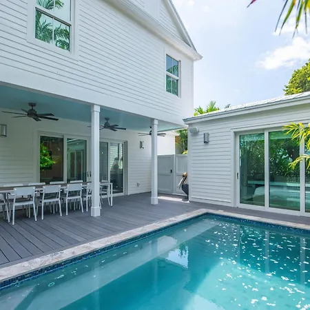 Rigby House - Brand New With Private Pool Villa